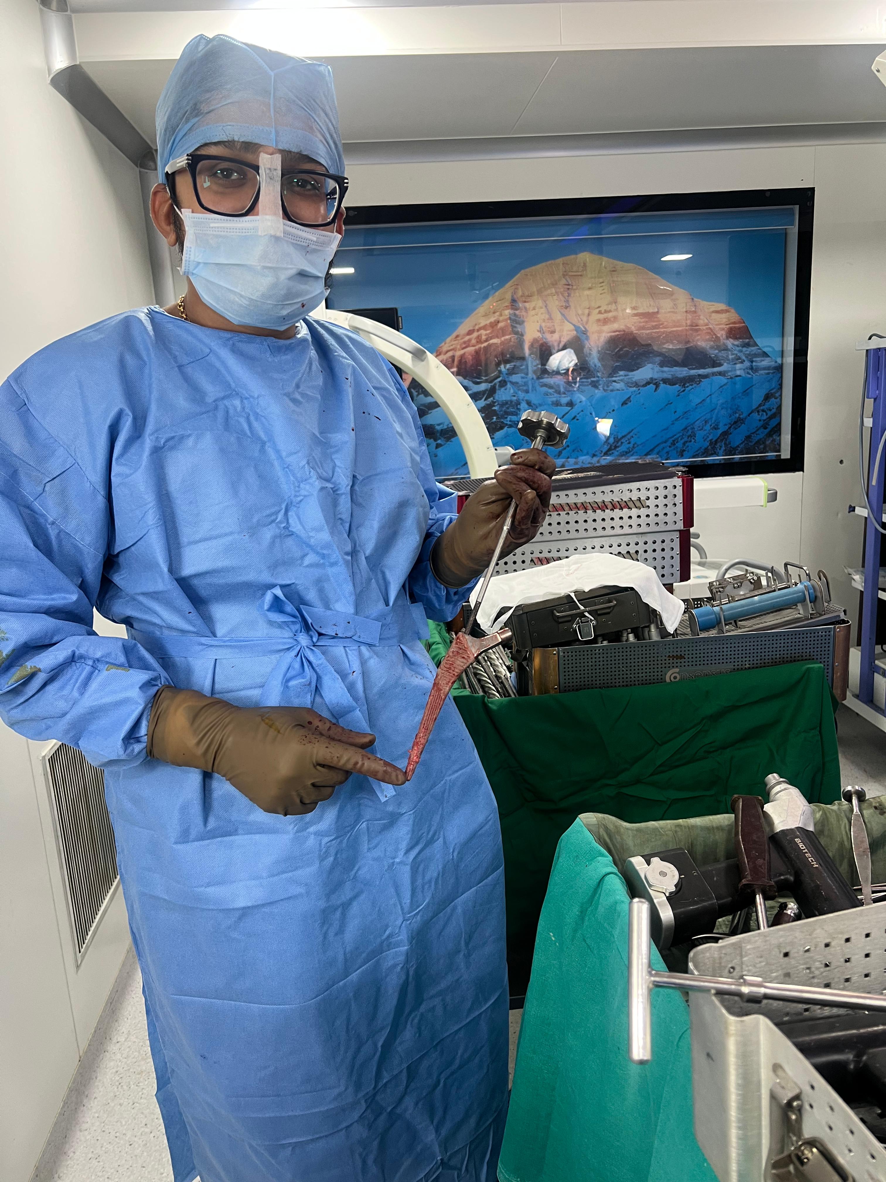 Dr. Jigar Sundesha orthopedic practice