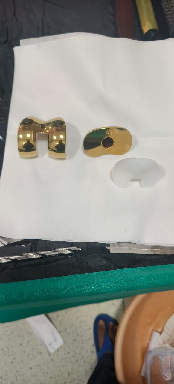 Dr. Jigar Sundesha with medical team